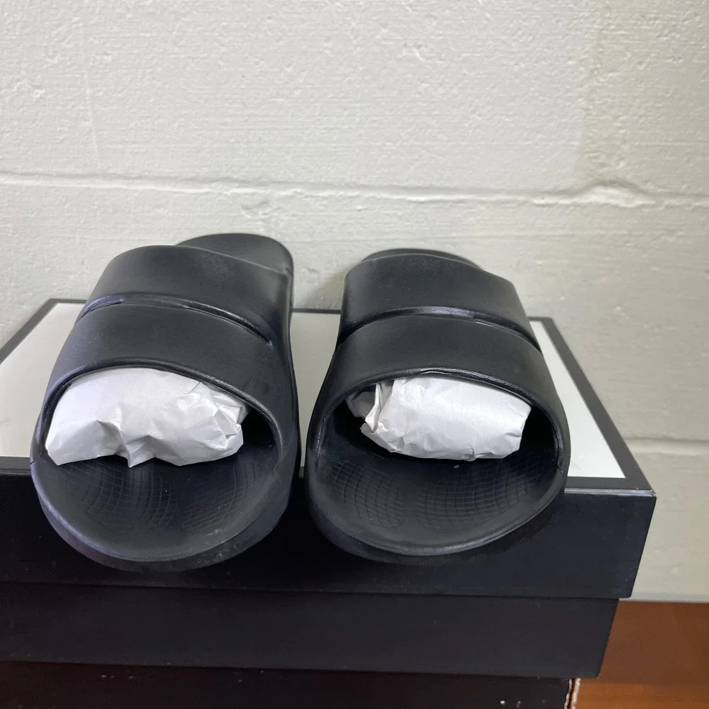 Oofos OOahh‎ Sport Recovery Comfort Slide Sandals Slip On Men's 10 Women's 12